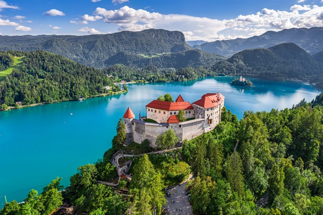 City and Lakes: Ljubljana & Lake Bled image 2