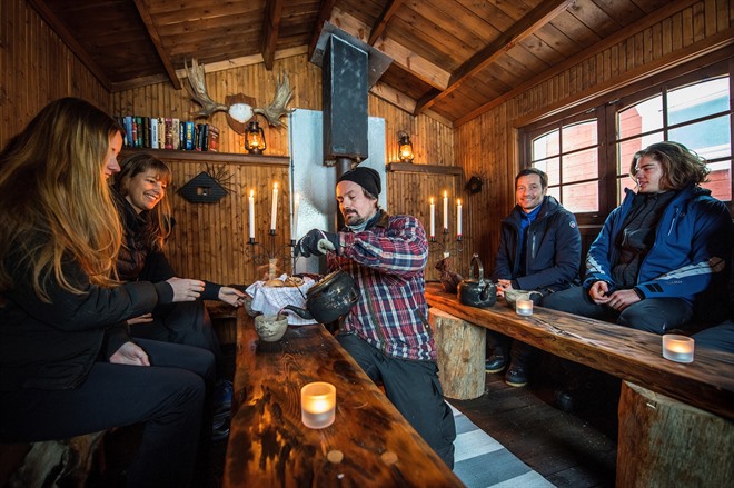 Family Fun in Swedish Lapland image 2