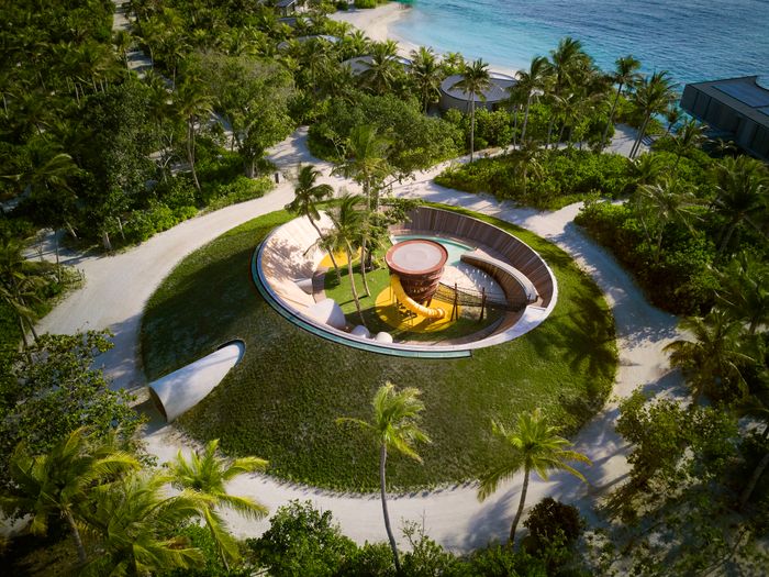 Ritz-Carlton Maldives, Ritz Kids, Exterior