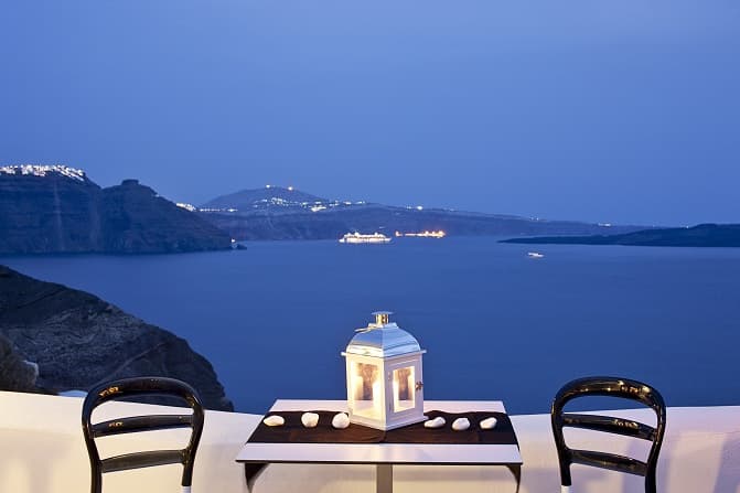 Panoramic dining at Grace in Santorini