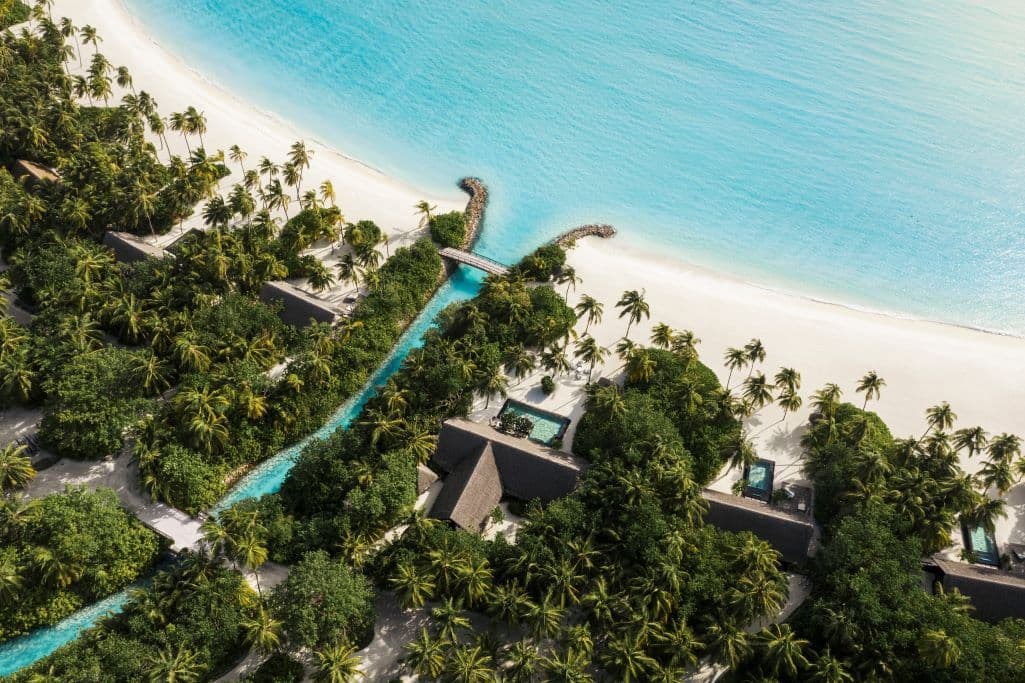 Exterior beach at One&Only Reethi Rah