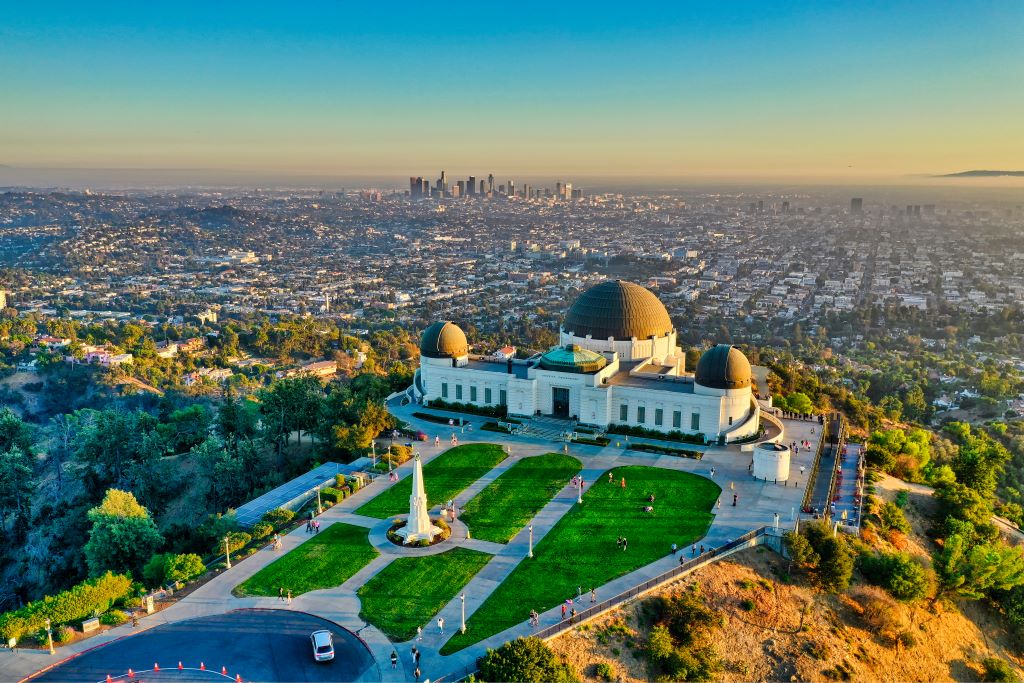 Exterior Griffith Observatory